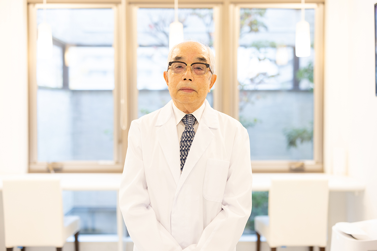 医師　生山 敬一