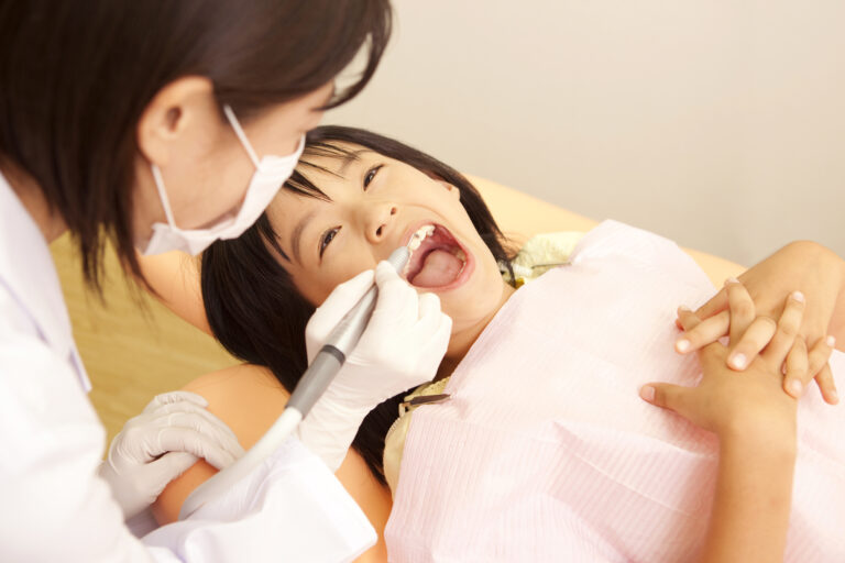 「小児歯科」は、お子さまの将来のお口を守るための取り組みです